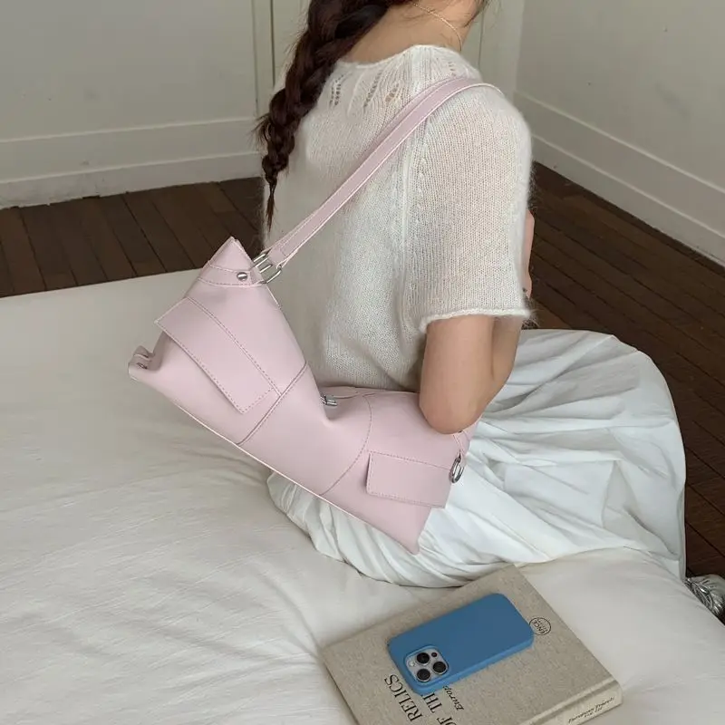 

Niche Design Sense Bag Women's 2026 Spring Summer New Fashion Versatile Handbag Retro Casual Solid Color Popular Shoulder Bag