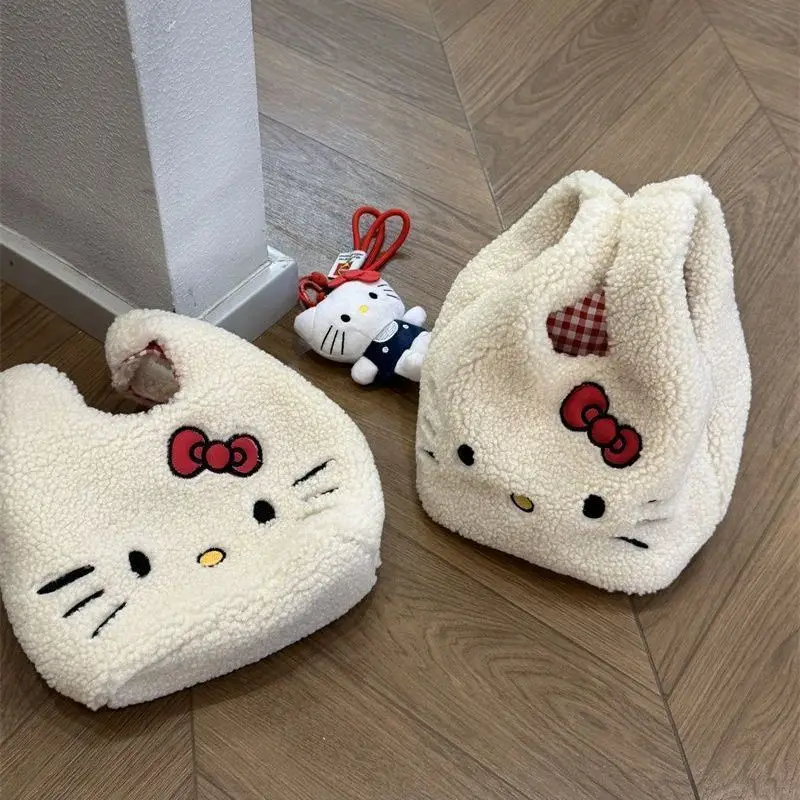 

Плюшевая сумка-клатч Hello Kitty 2026: милая сумка на запястье с кроликом Миффи и овечкой, зимняя теплая сумка для повседневных поездок