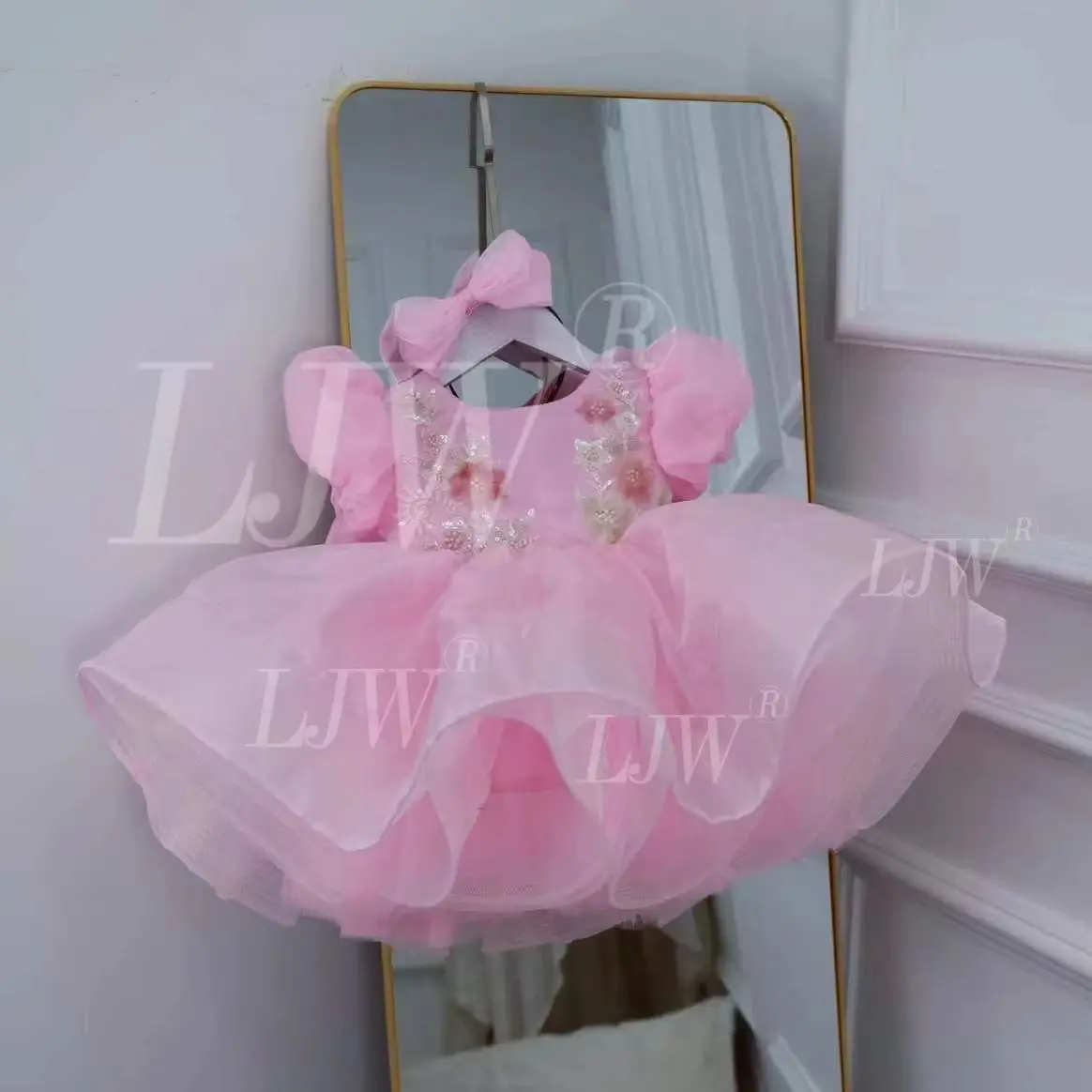 

Toddler Baby Girl Pink Puff Sleeve Floral Embroidery Tulle Ball Gown Princess Dress girl beauty pageant costume Wedding Birthday