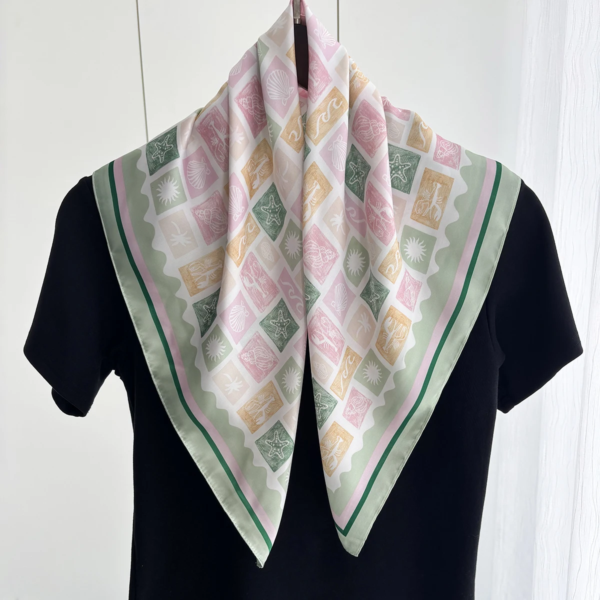 Роскошный квадратный шарф 70*7 – обзор и цена Scarf Silk Square