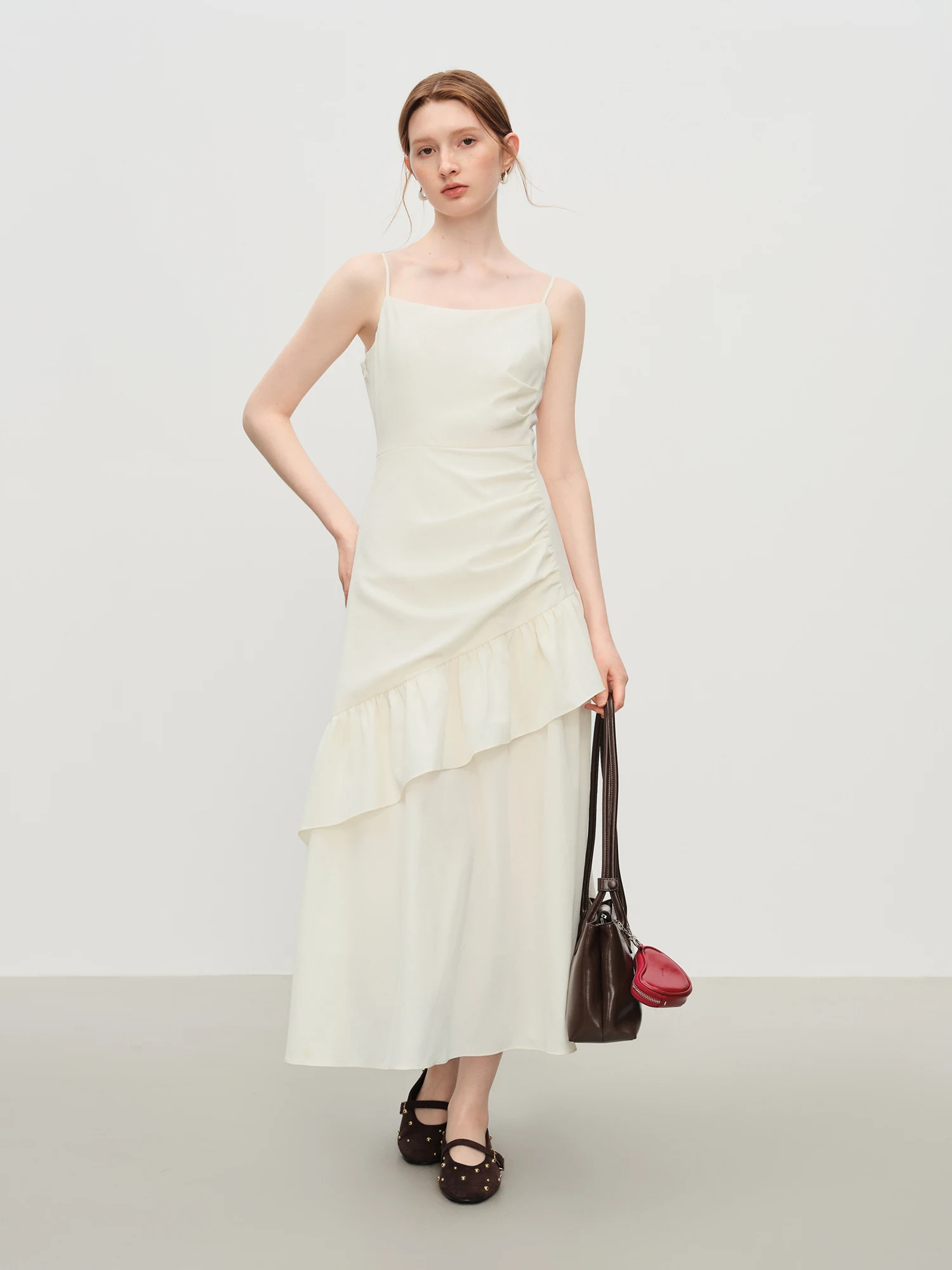 ​ FSLE Abito da sposa elegante 2025 Abito lungo da festa strutturato da donna Pieghe curate Sagome sagomata Abito con orlo asimmetrico ​