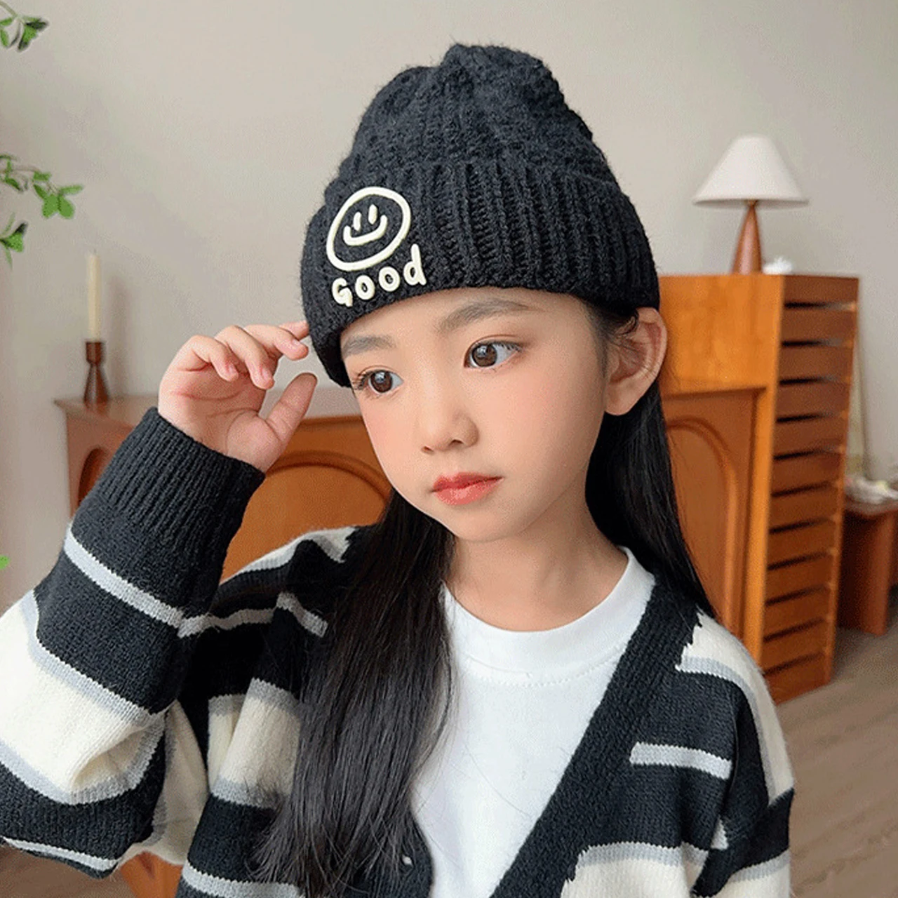 หมวกบีนนี่สีพื้นสำหรับเด็ก หมวกไหมพรมหนานุ่ม อุ่นสบาย สำหรับเด็กชายและเด็กหญิง อายุ 3-10 ปี หมวกไหมพรมถักสำหรับฤดูหนาว หมวกทรงสกัลแคปแฟชั่น