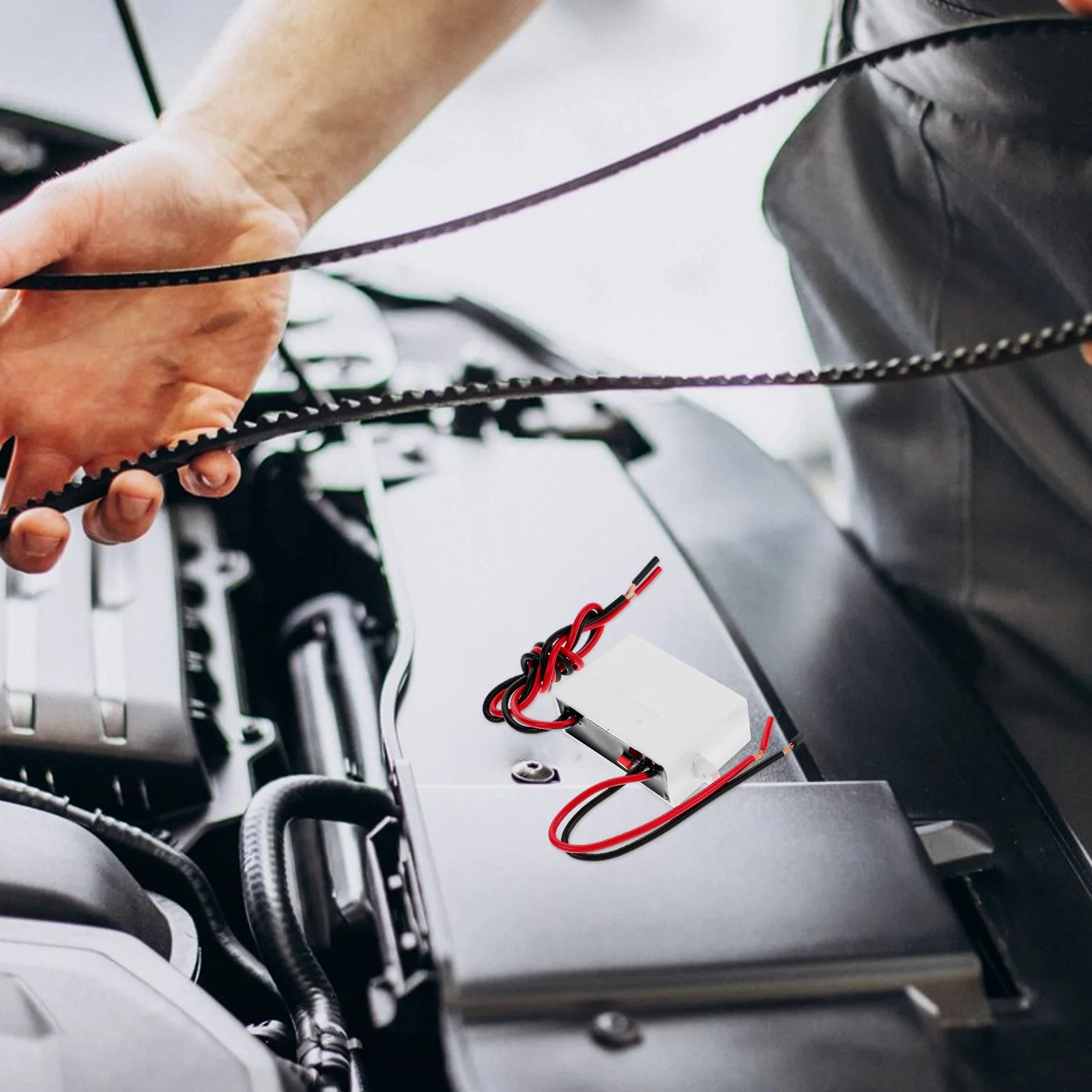 

Стабильный модуль преобразователя напряжения постоянного тока в 12 В для автомобилей на колесах, простая установка, адаптер питания, автомобильный адаптер питания