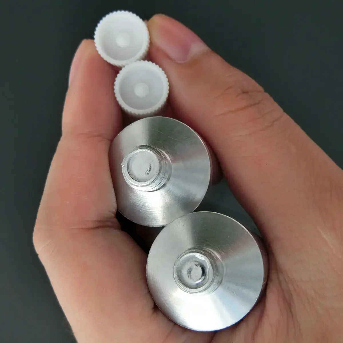 10pcs Silver Aluminum Empty Toothpaste Tubes W / Needle Cap Unsealed Cosmetic Dispensing Tube 5ml 10ml 30ml Wholesale