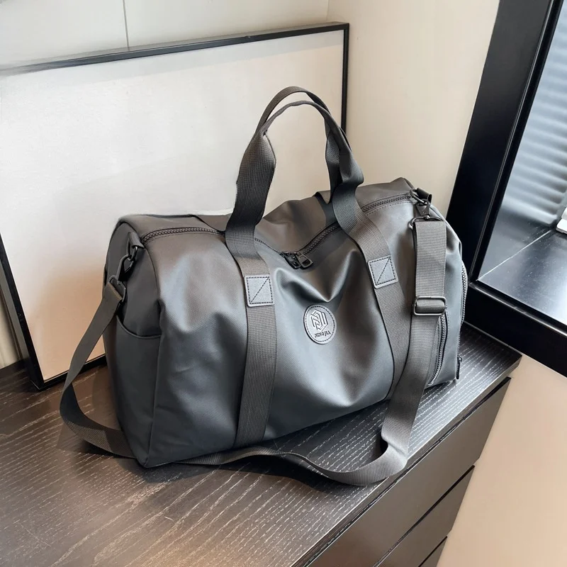 Unisex Large Capacity Sports Fitness Travel Bag Simple Fashion Pure Color Trendy Bag for Men And Women Go to Gym Or Travel