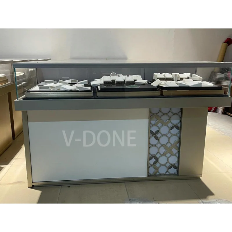 

Customize.High End Custom Gold Luxury Jewelry Showroom Stand Showcase Jewellery Display Cabinet Jewelry Shop Furniture Design
