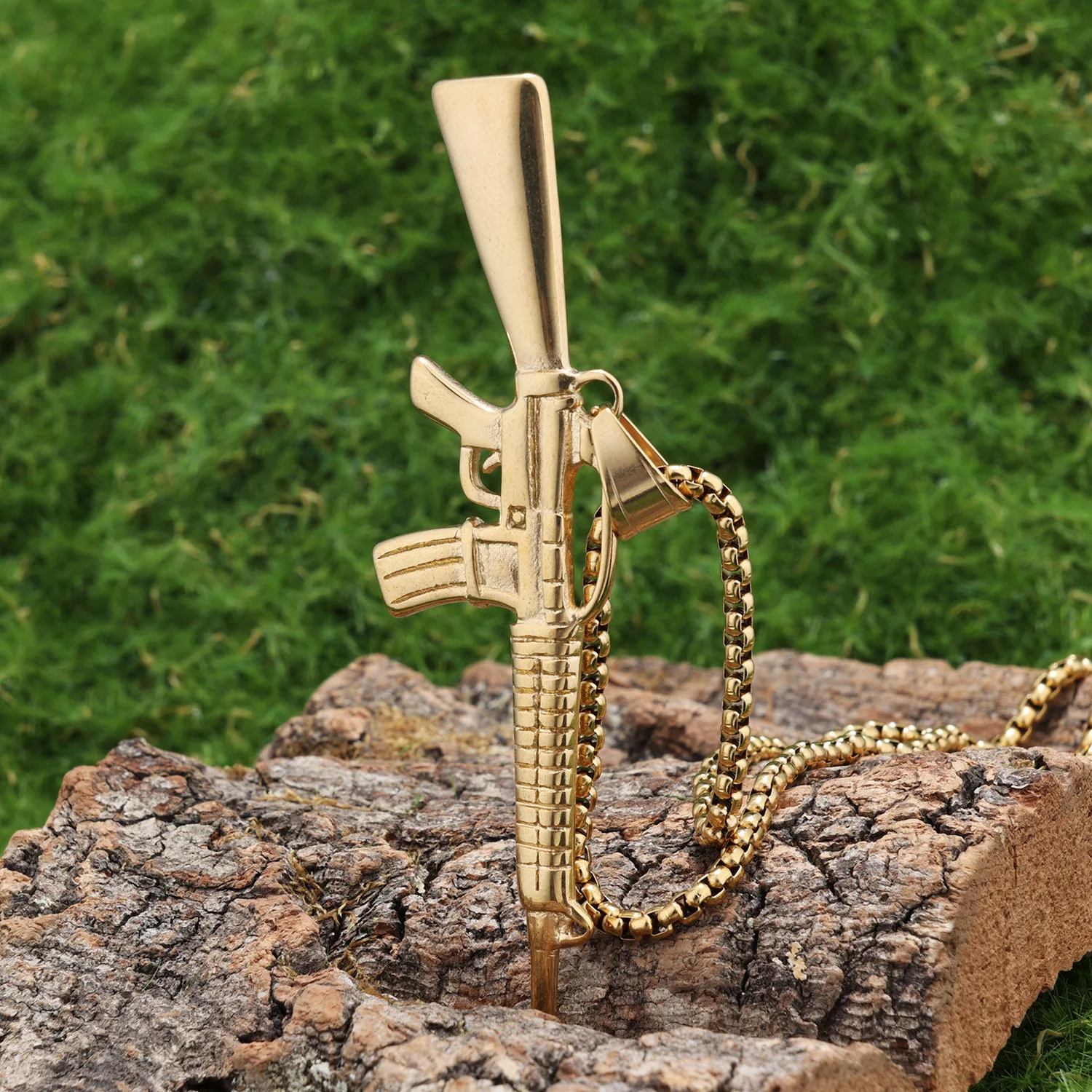 

Hip Hop Assault Rifle AK47 Gun Pendant Necklace For Men/Women Black/Gold Color Stainless Steel Chains Hiphop European Jewelry