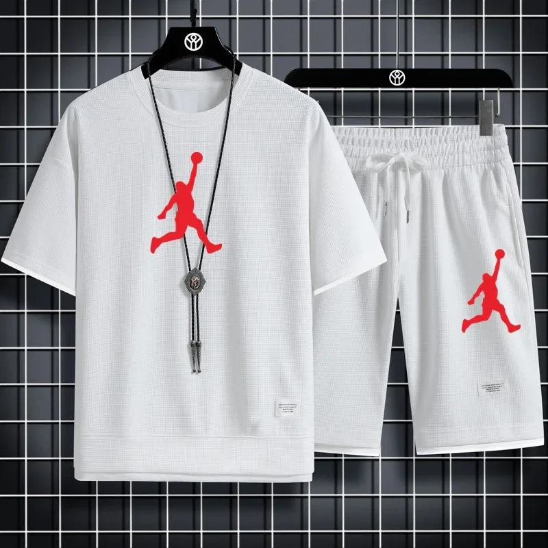 

Summer new men's casual short-sleeved T-shirt set, fashionable outdoor men's round-neck pullover + sports shorts 2-piece set
