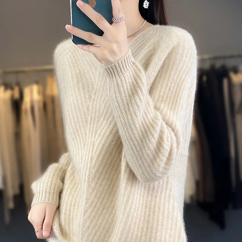 2023 Autumn Winter New Cashmere Sweater Women\'s V-Neck Pullover 100% Merino Wool Knitted Tops Fashion Korean Fit Underlay Luxury