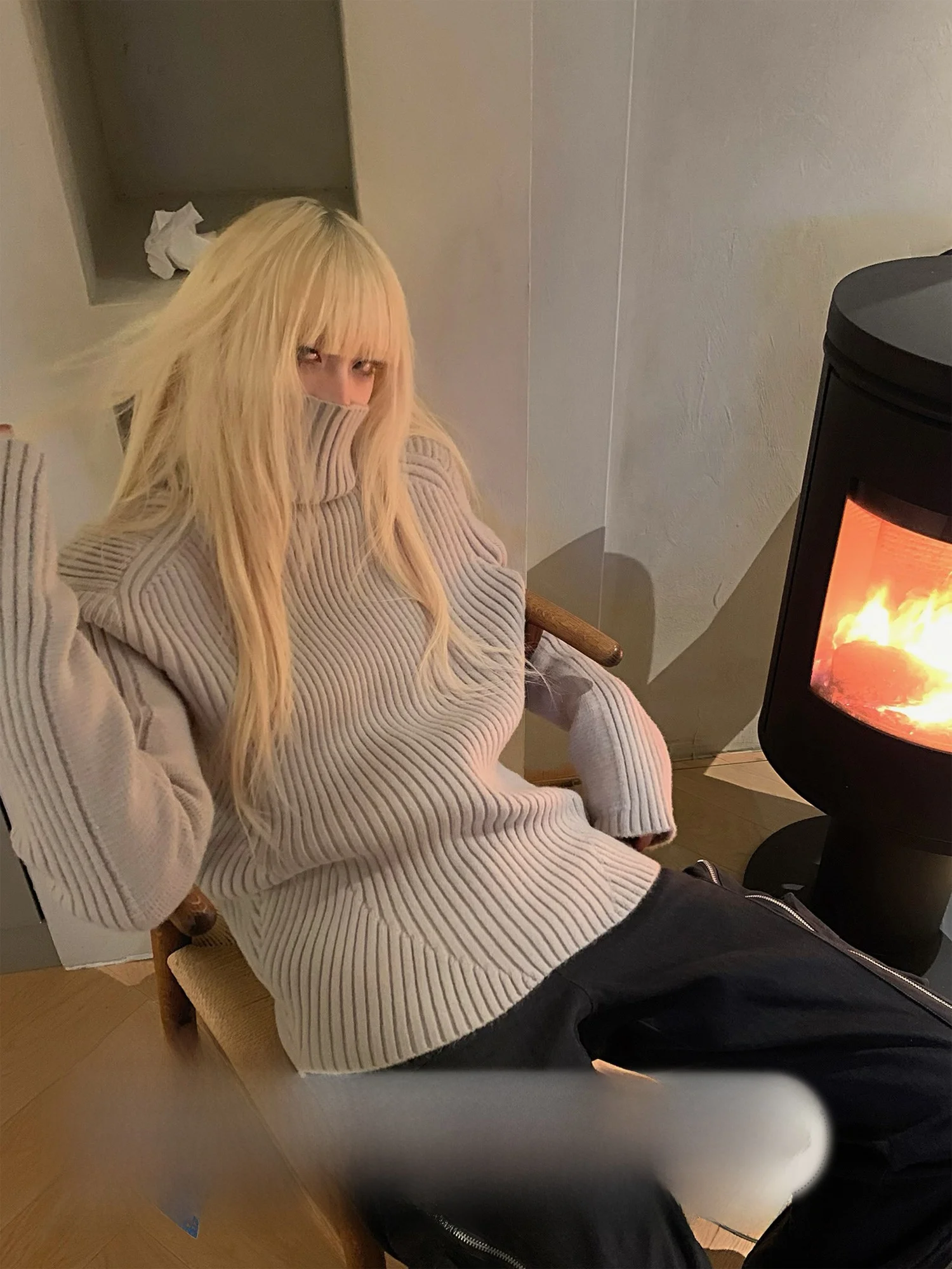 

Женский свитер Thiened с высоким воротником и ленивым рукавом Mid-Night Cycle Rase Le Sol Faion Winter Season Long Sve Crew Ne