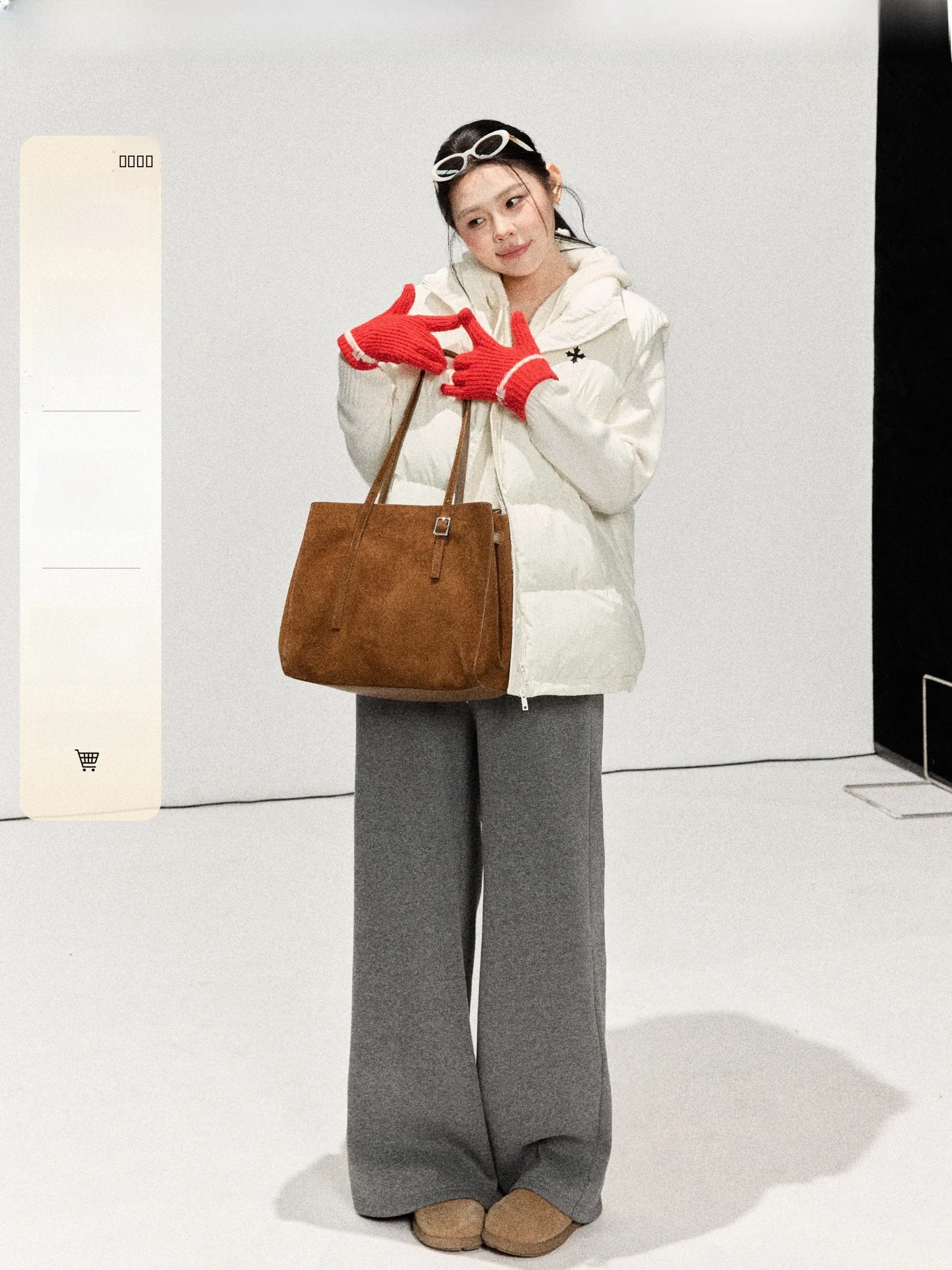 

Комплект JULULOOK Studio "Snow Mustard Lily" для полных: худи, кардиган, хлопковый жилет, повседневные брюки – комфортный зимний наряд для полных.