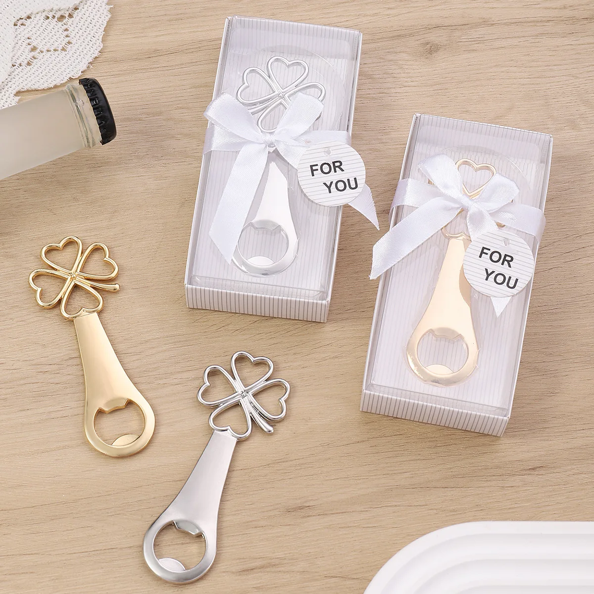 

(25 Pcs/Lot) Lucky Wedding souvenirs of LOVE Heart Bottle Opener Wedding Favors For Four leaf Clover Bridal shower Party favors