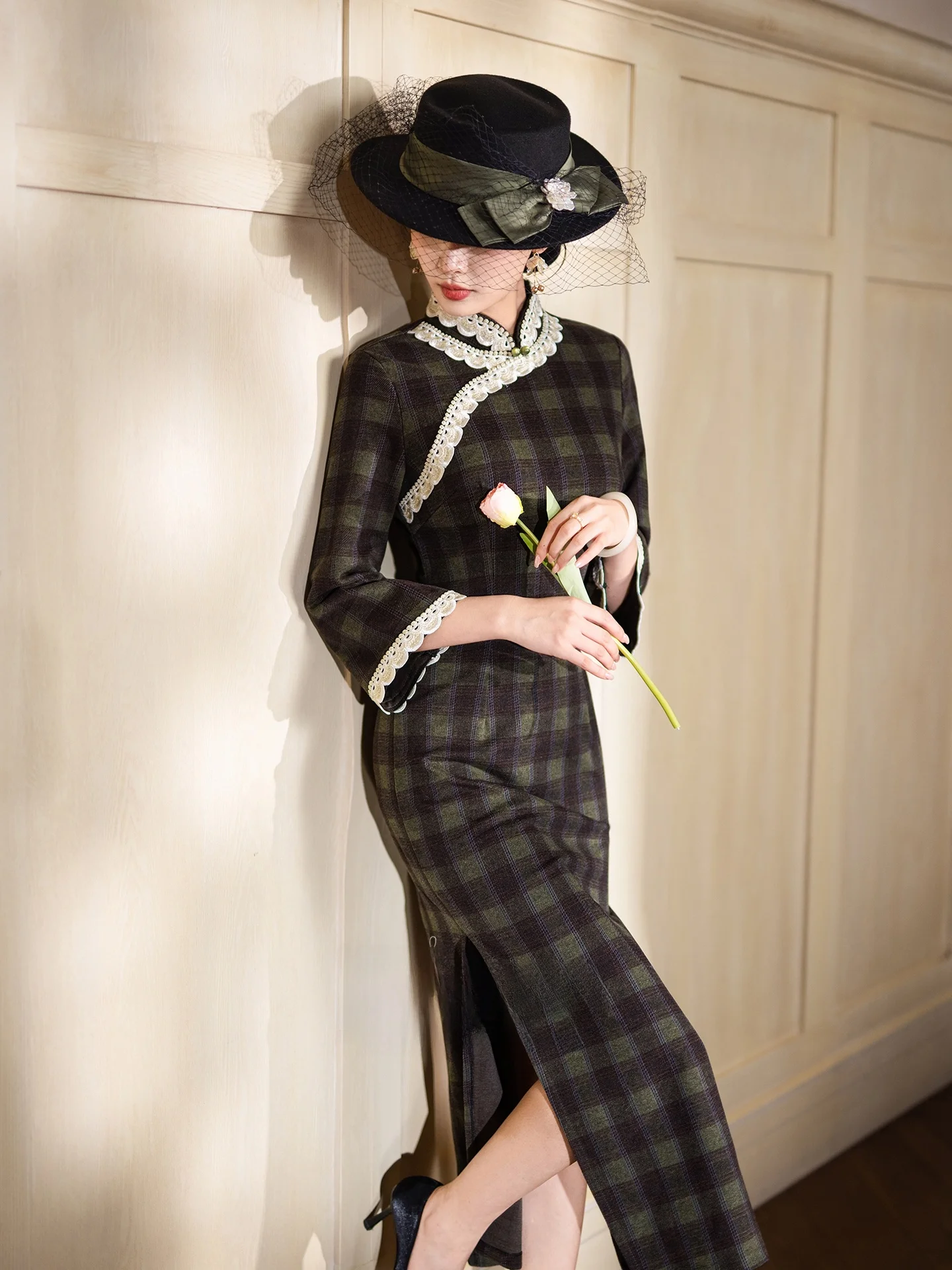 

Ретро-платье в стиле Шанхай с длинными рукавами, шерстяное, молодежное, современное, повседневное, с низким разрезом, миди, для возраста 8-25 лет