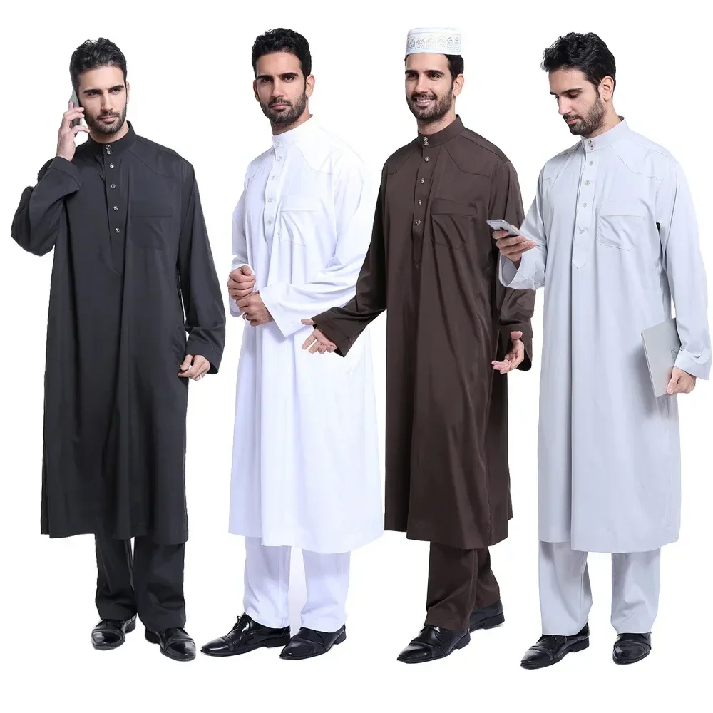 2 pezzi Dubai Arabo Islam Uomini musulmani Jubba Thobe Abbigliamento Abito lungo Set Top e pantaloni Saudi Eid Musulman Indossare abiti Medio Oriente