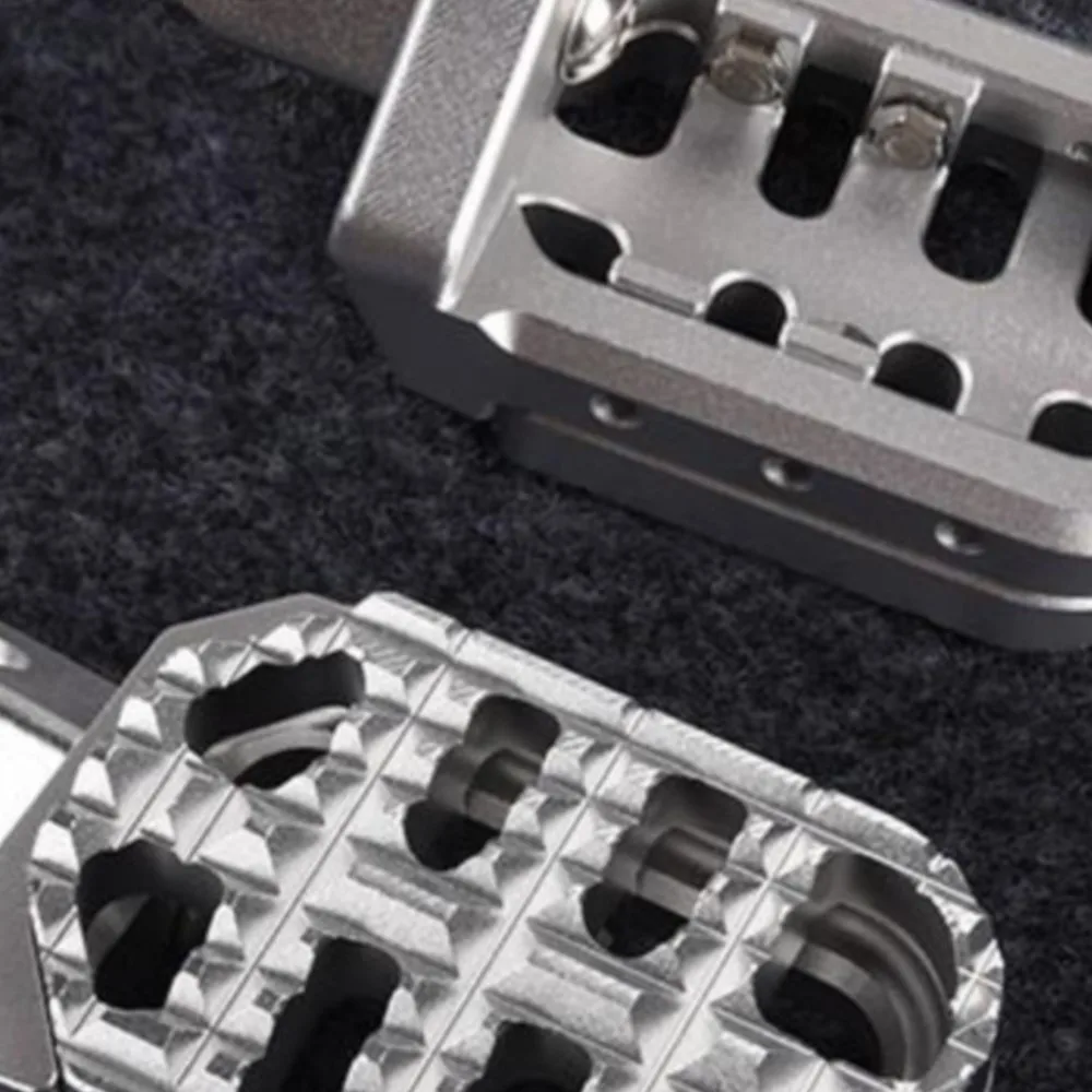 

For Honda CB400X CB500X CMX500 CB400F CB190R CBF190TR 800MT Motorcycle Accessories Footrest Adjustable Extend Foot Pegs Rest