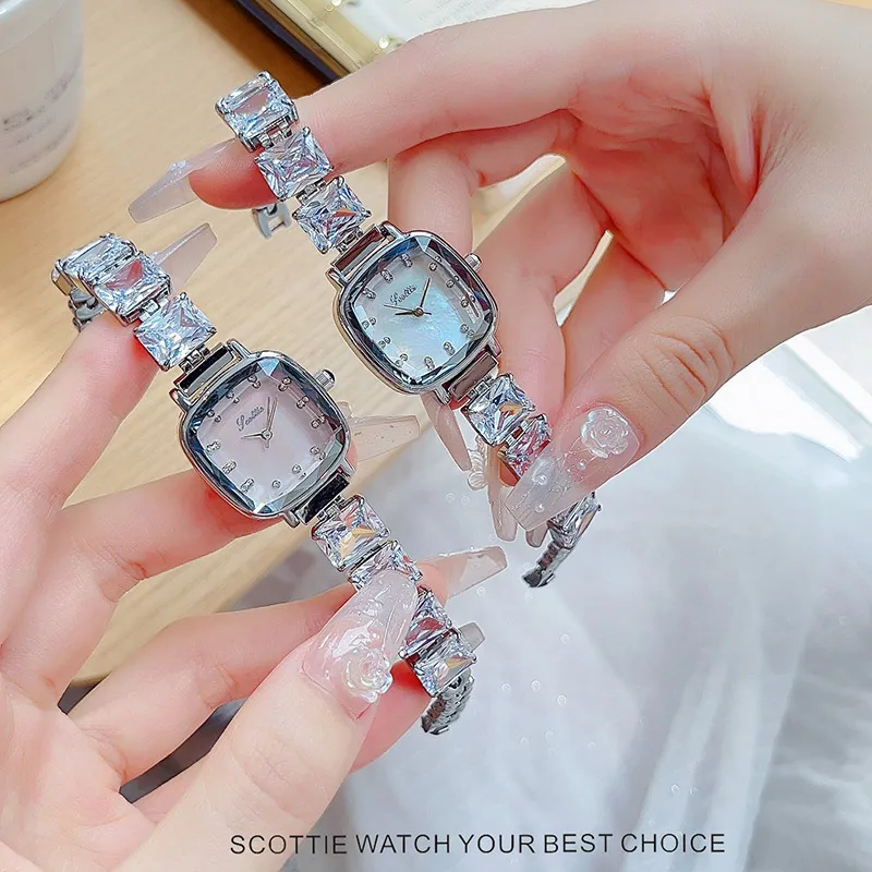 Simple Quartz Women Watch 2024 Fashion High-Quality Top Brand with Rhinestone Fritillariae Big Stone Elegant Ladies Timepiece