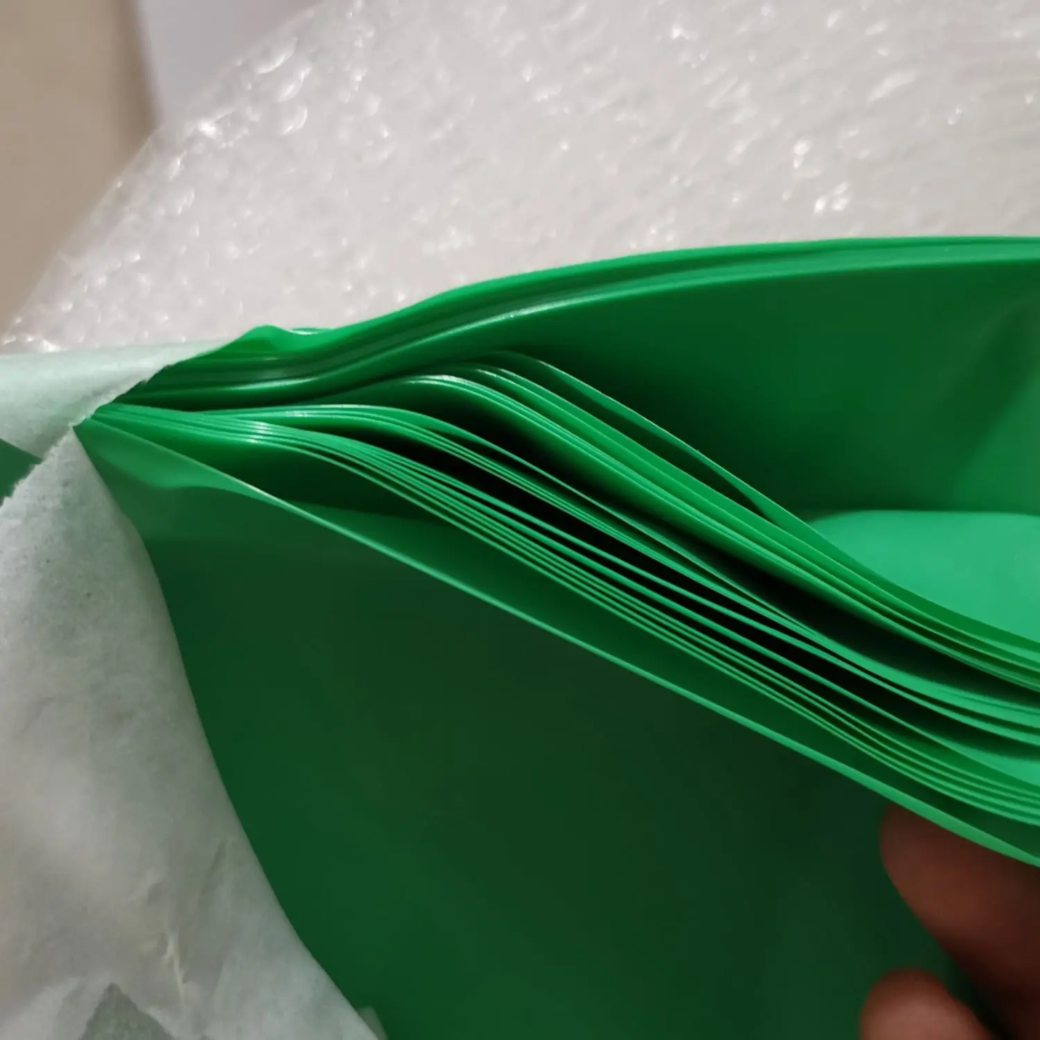 20Pcs/Pack Dentistry Practice Rubber Dam Sheet Barrier Cloth Isolation Stain Saliva Prevention of Infection Suture Practice
