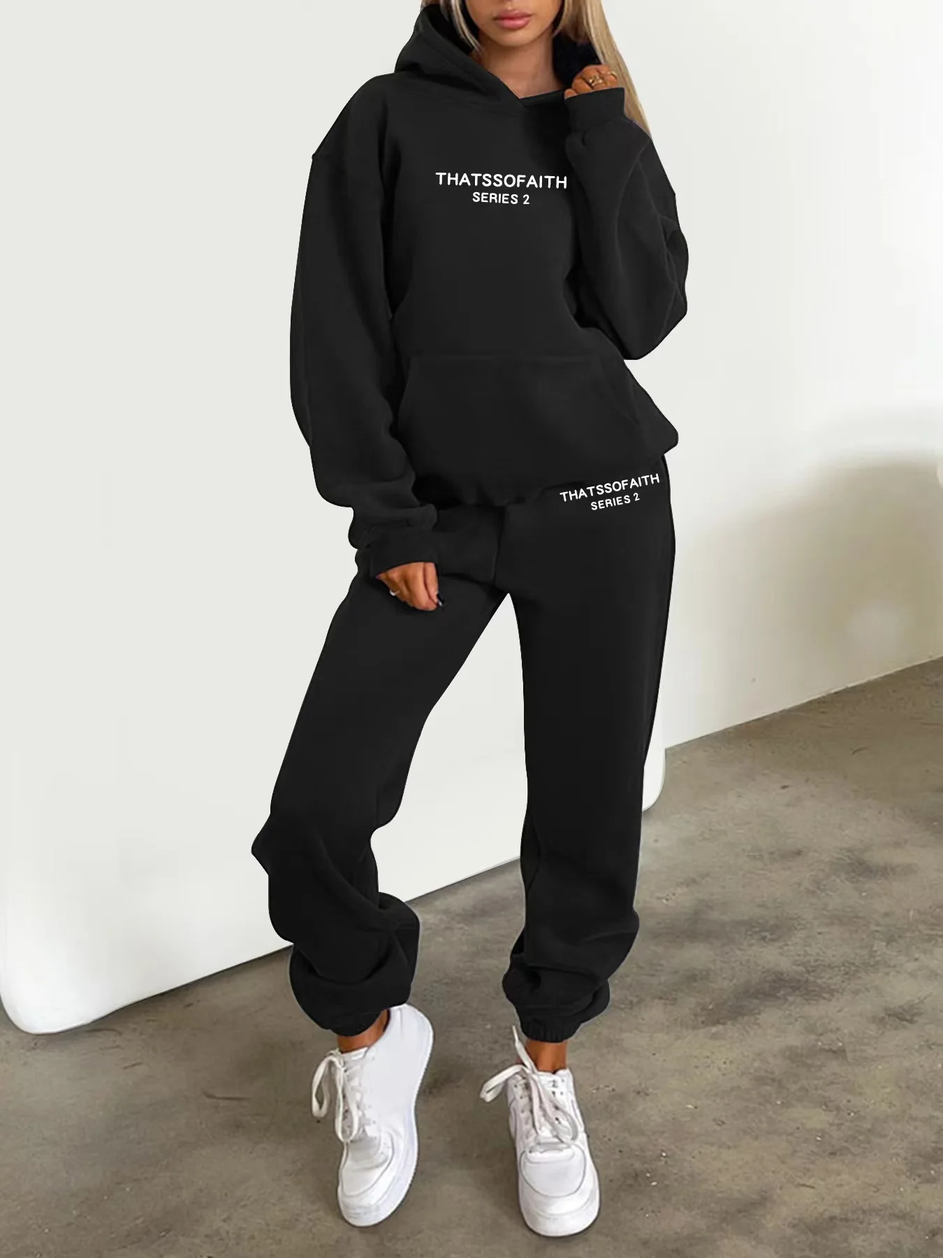 

European women's fashion letter-printed hooded sweatshirt, casual and cozy fleece pants set two piece sets womens outifits