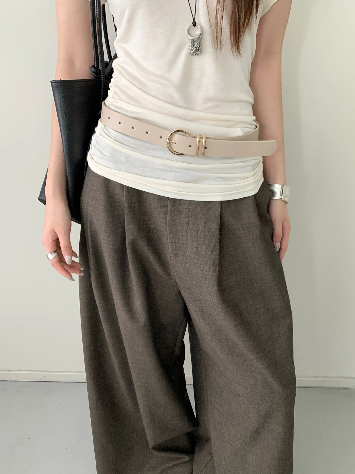 Vintage Old Money Style Minimalist Beige Belt Women's High-End Metal Buckle Leather Belt For Jeans