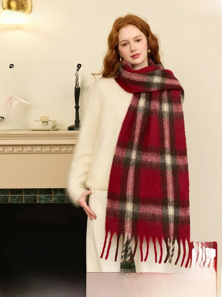トレンドのトリコロール2025ニューイングランドスタイルレンガ色の格子柄ウールスカーフタッセル付きオールマッチレディース起毛雰囲気感