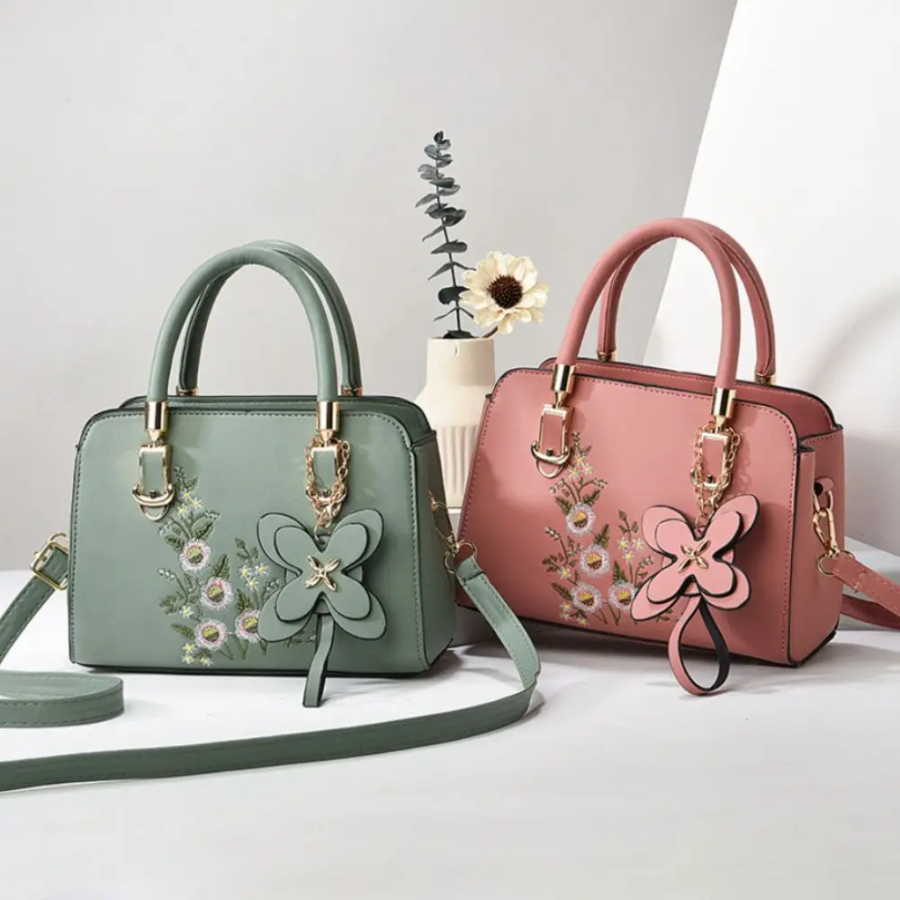 

Elegant PU Mommy Bag Y2K Pendant Large Capacity Embroidery Square Bag Tote Bag Sweet Elegant Shoulder Bag Mother's Day Gift