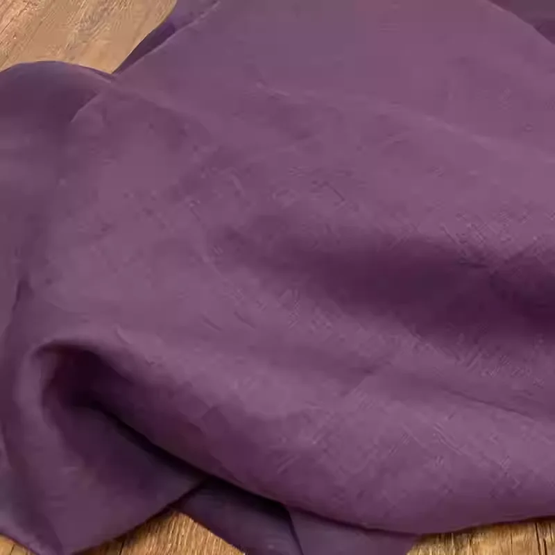 

50x138 cm pure ramie fabric, suitable for making breathable summer clothing such as shirts, dresses, and qipaos.