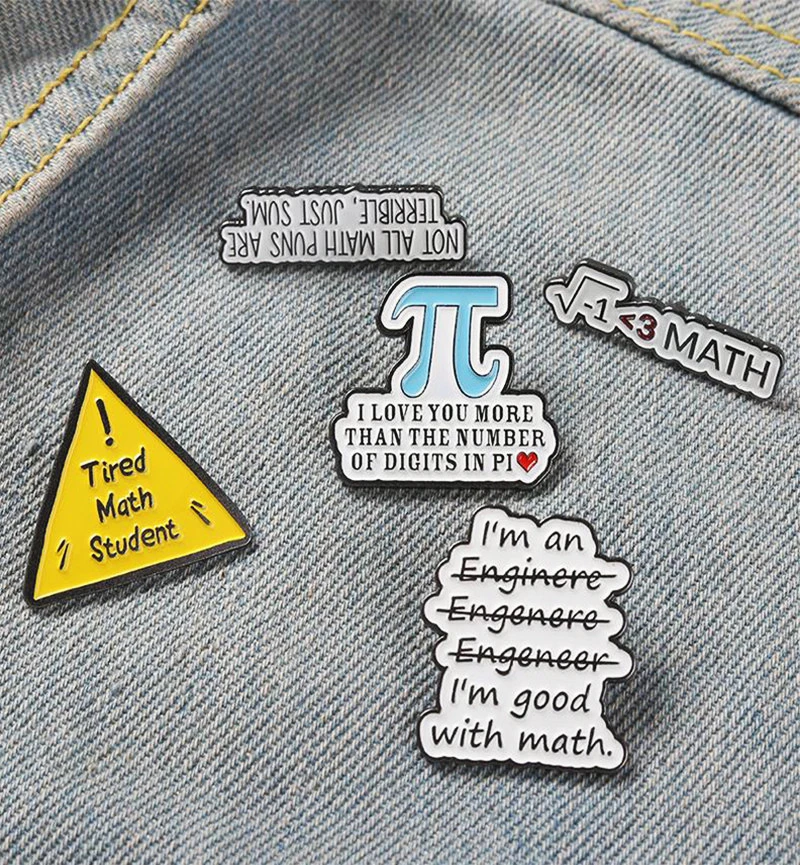 Novidade Mensagem Lapel Pins, Emblemas, Botão, Bolsa, Chapéu, Mochila, Presentes para Matemática, Geeks, Matemático, Eu Amo Matemática, Esmalte Broche