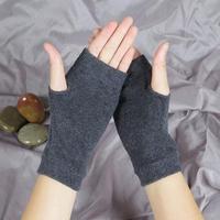 1 Pair Half Finger Gloves Solid Color Stretch Mittens Women Short Fingerless Gloves Winter Warm Knitted Gloves Cosplay Gloves