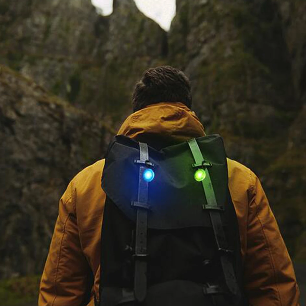 

2Pcs Waterproof LED Safety Light Mini Bright Clip on for Backpack Luggage Outdoor Night Sports Visibility LED Alarm Light