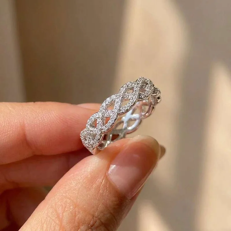 925 Sterling Silver New Fancy Twist Ring for Women Full Paved Sparkling CZ Simple Stylish Wedding Exquisite Statement Jewelry