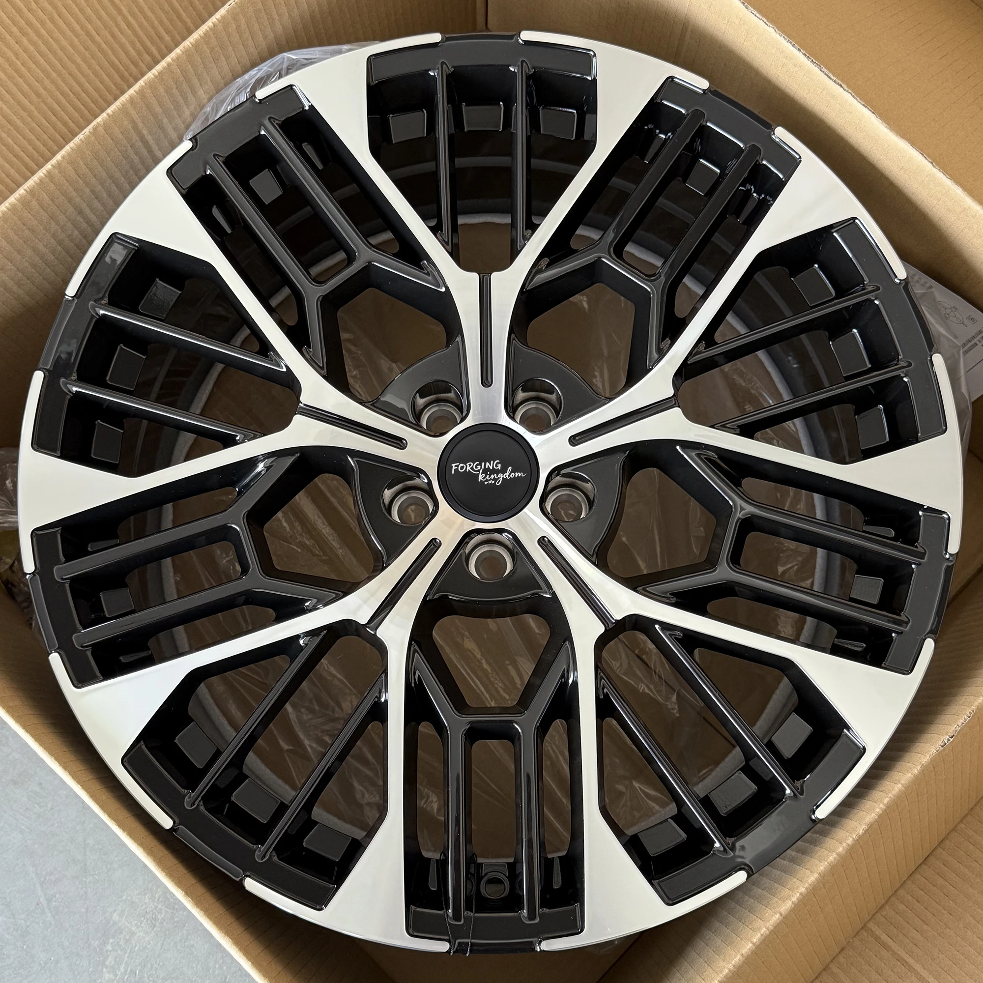 Xianglun High Quality 6061-T6 Aluminum Alloy Multi Spoke Wheels Custom Forged 17-26 5x112/120/130 30mm 20mm 25mm 100mm Retrofit/