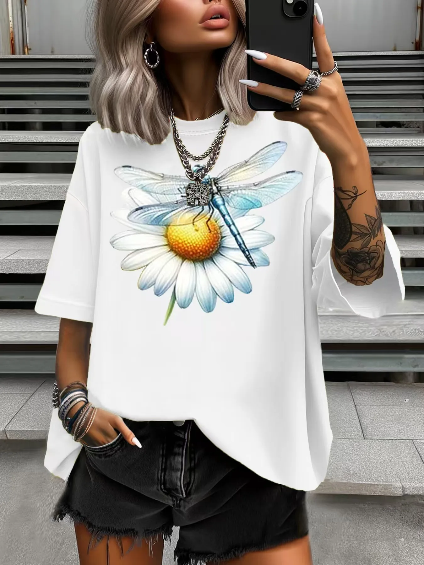 ฤดูร้อนผู้หญิง PLUS ขนาดเสื้อยืด Original Design DRAGONFLY ดอกทานตะวันสีขาวพิมพ์ผู้หญิงสบายๆรอบคอเสื้อแขนสั้น