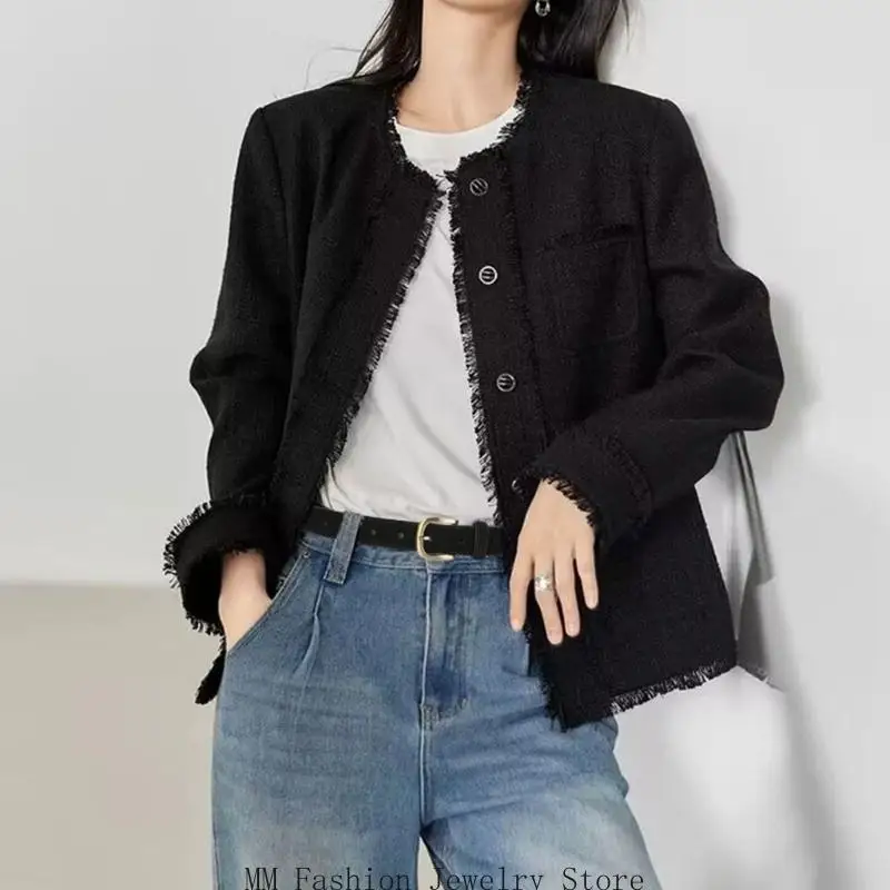 Split Leather Belt with Distressed Texture, Metal Single-Pin Closure, Adjustable Perforations and Stitched Edges Waist Sash D0UB