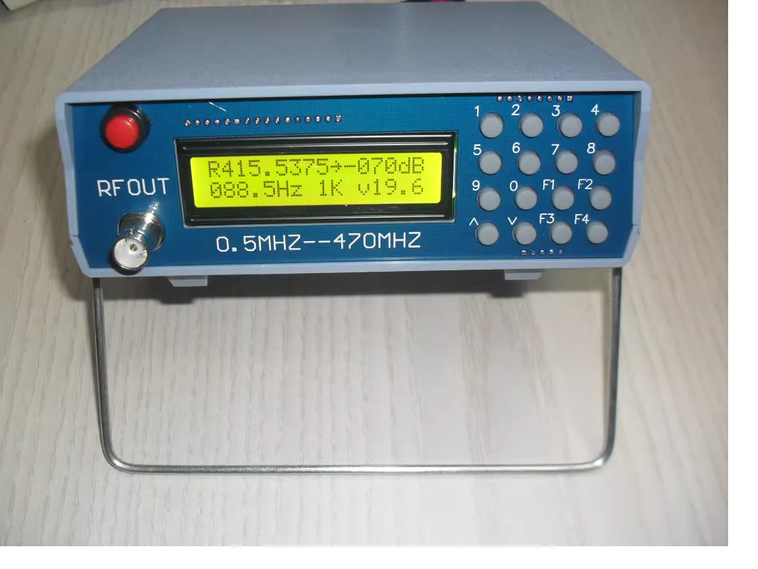 High frequency signal source RF signal source 0.5-470MHz FM FM intercom sensitivity test