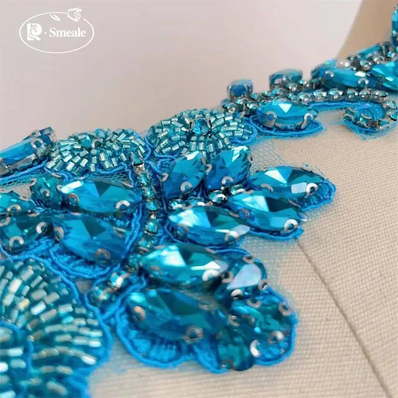 1 Paar. 35x12cm. Funkelnde Abendkleid-Dekoration DIY-Applikationen für die Schulter. Handgenähte Quasten-Glasdiamant-Applikationen für Kleidung. – Detail 3