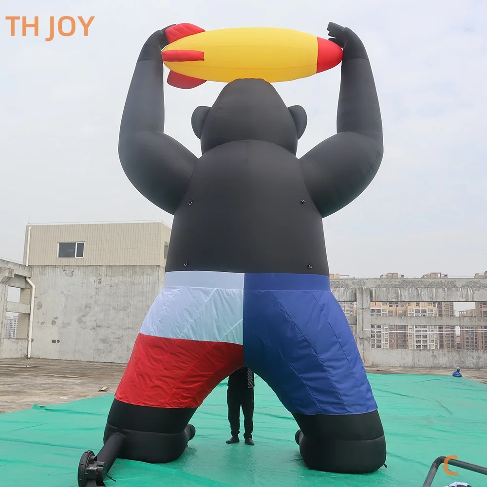 snel luchtschip tot deur, 6m 20ft op maat gemaakte gigantische opblaasbare gorilla voor reclame, opblaasbare corilla met vuurwerkbanner