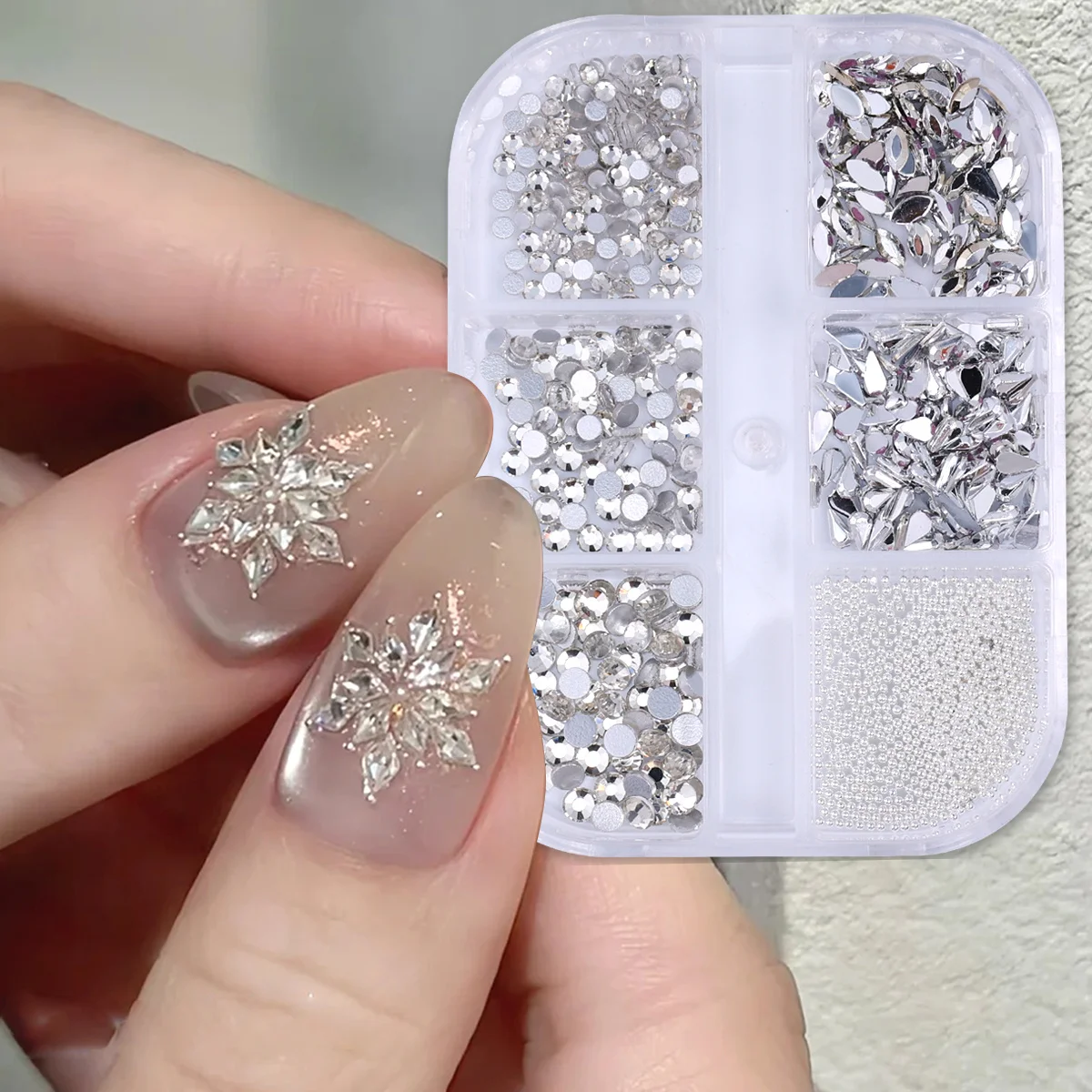 ตกแต่งเล็บลายเกล็ดหิมะเพชร 6 ช่อง ลูกบอลเหล็กคาเวียร์ พลอยติดหลังแบน ดีไซน์เครื่องประดับคริสต์มาส ฤดูหนาว ประดับคริสตัลวิบวับ