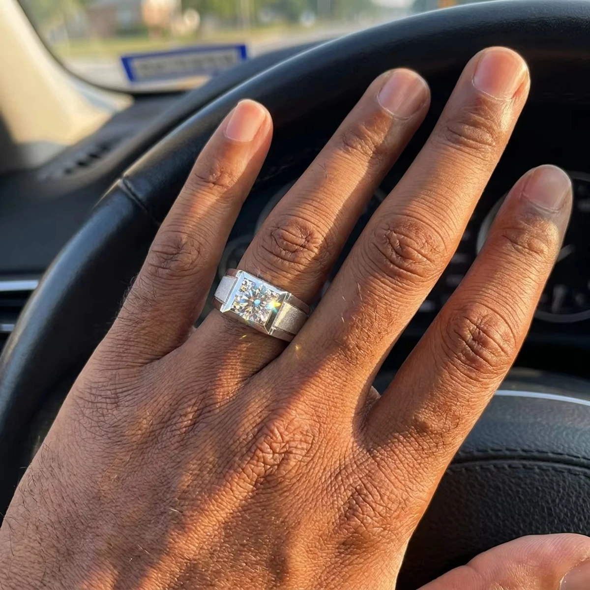 2 Karat 8mm Moissanit Massiver 925 Silber Verlobungsring Herren Eheringe Ewigkeit Trendiger Männlicher Luxusschmuck GRA-Zertifiziert – Detail 5