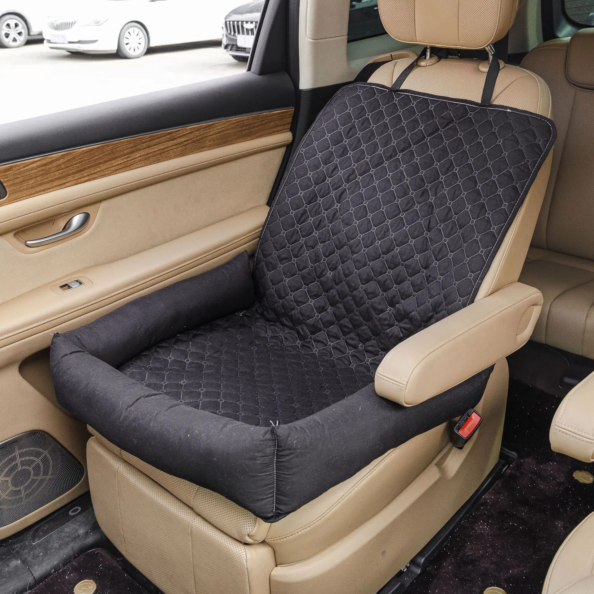 

Автомобильная кровать для собаки на переднее сиденье, моющийся чехол на автомобильное сиденье для домашних животных с не дорожной подушкой для маленьких и средних собак