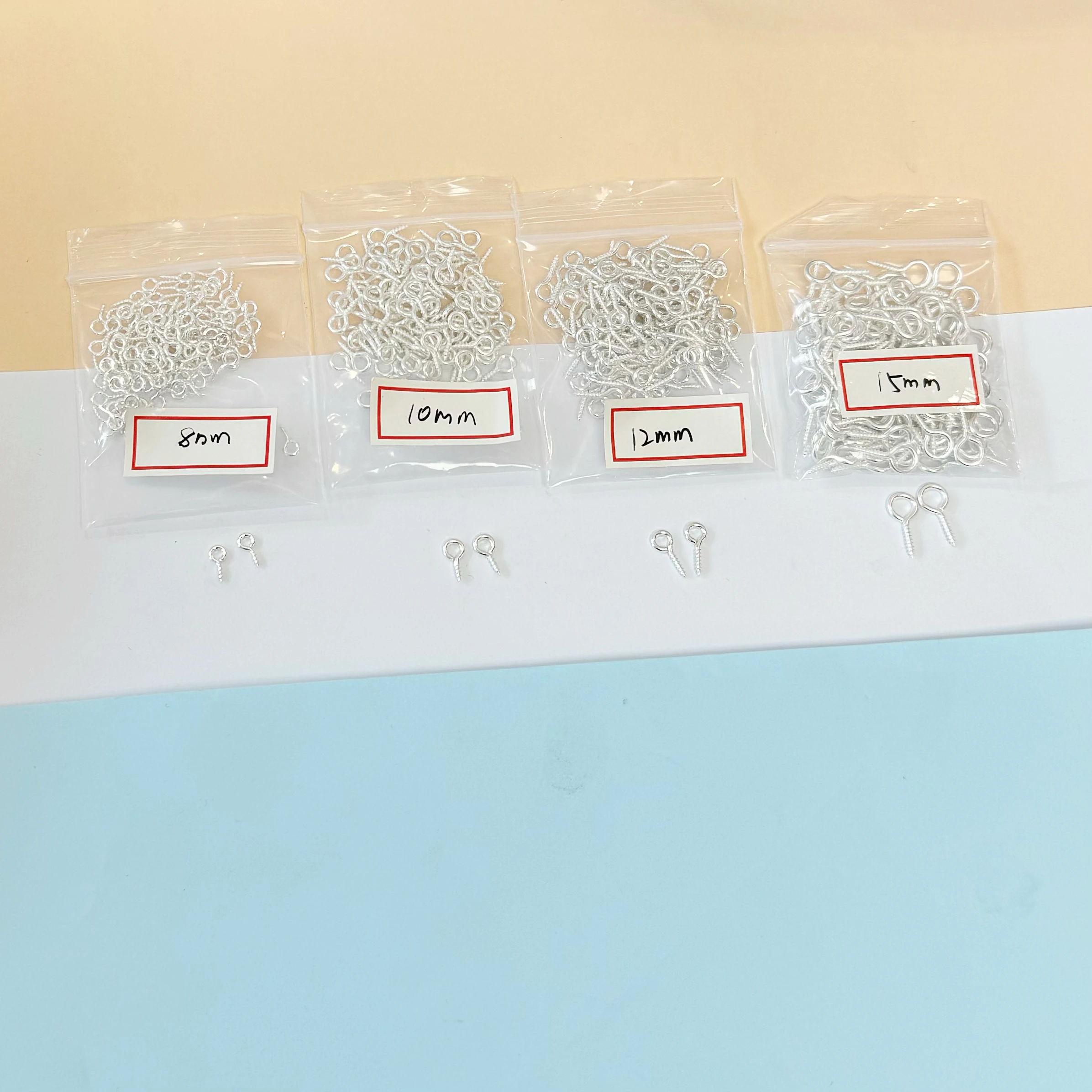   電気メッキヘアピン人形穴あけeepホーンネイルファイオンジュエリー合金素材長期的な色保持