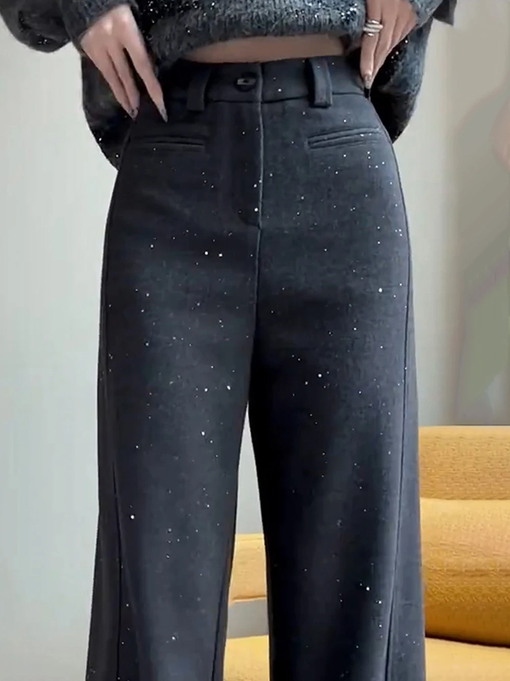 مجزوز السراويل الصوفية اللامعة المرأة 2025 شتاء جديد متعدد الحجم السراويل الطويلة يندبروف الدافئة عادية أنثى واسعة الساق السراويل