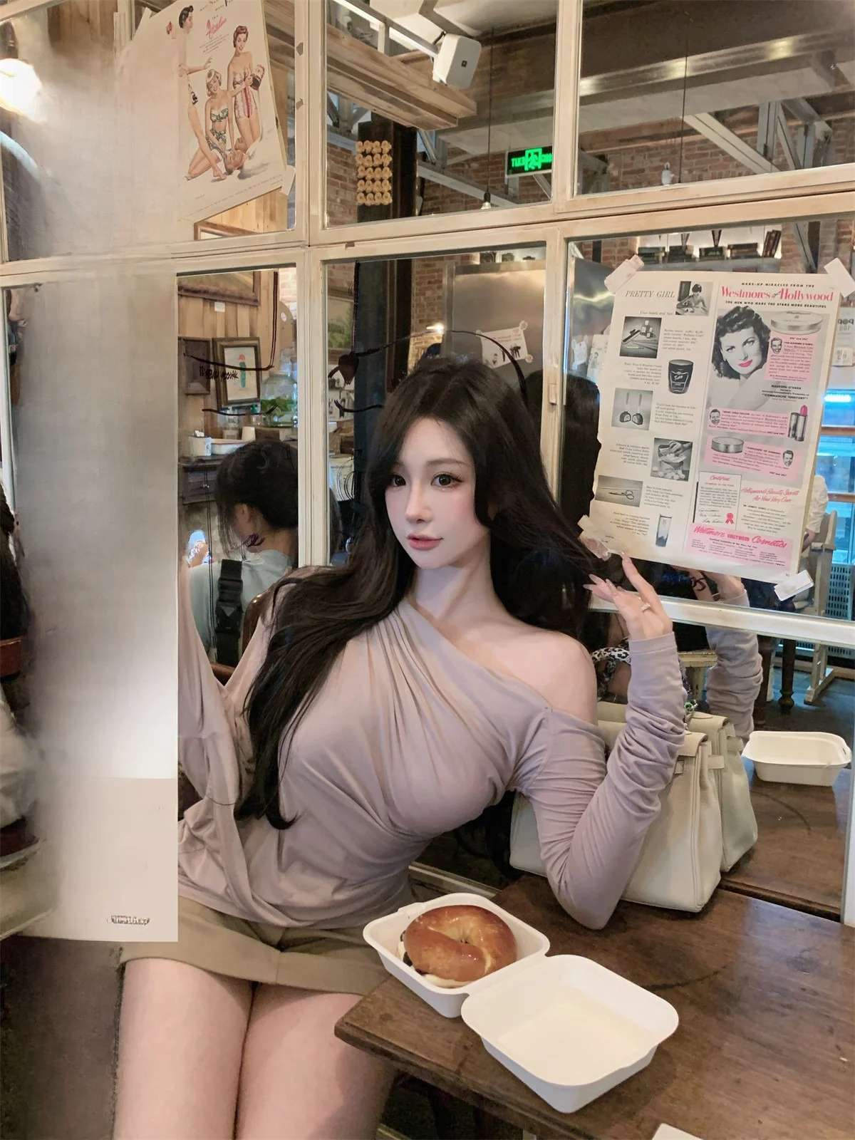 

Spicy Hotdog Early Autumn oulder Knitted Top Women's High Design Sense Faionable Svel Sweater for Ladies