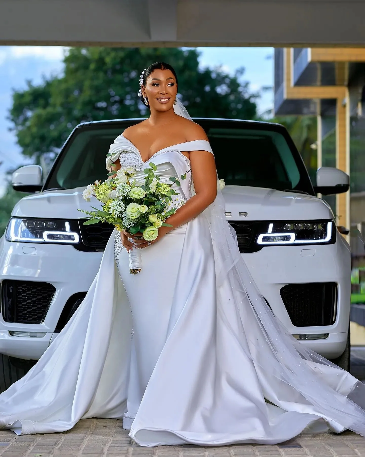 Personalizado plus size sereia vestido de casamento vestidos de noiva para noiva trem destacável fora do ombro frisado pérolas strass