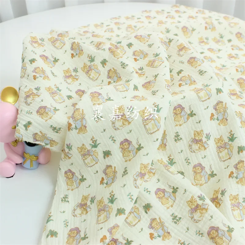 

Double Cotton Crepe Gauze Cartoon Kitten Printed Cloth Baby Clothes Blanket Fabric