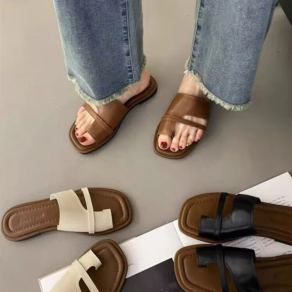 2024 Hot Summer Leisure Slides Plus Size Classics Low Heel Slippers Women Black White Beach Flats Sandals Flip Flops Women Shoes