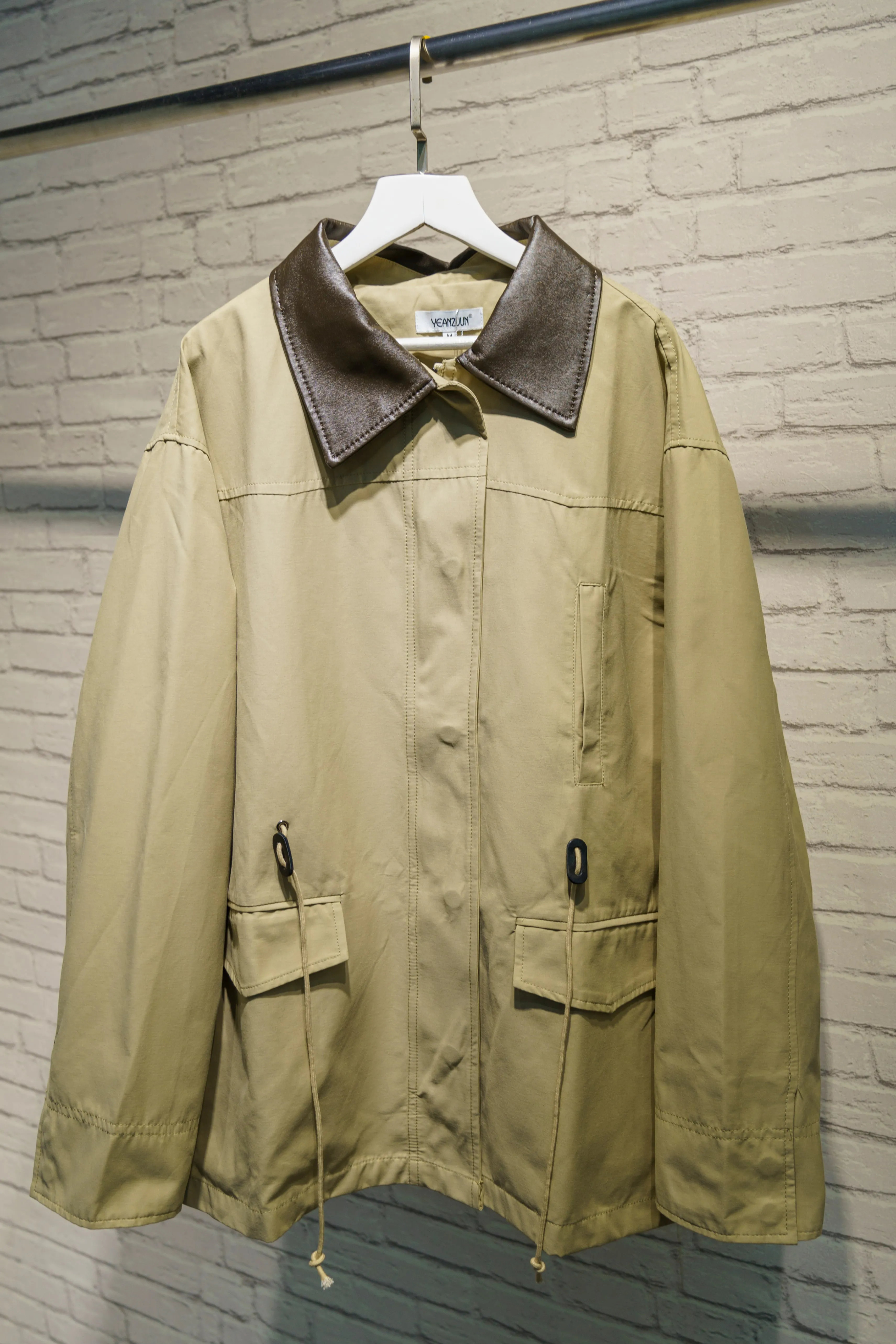 

Ретро Тренч, женская куртка цвета хаки, новинка 2023 года, осенняя шикарная повседневная лоскутная свободная ветровка с отложным воротником на молнии