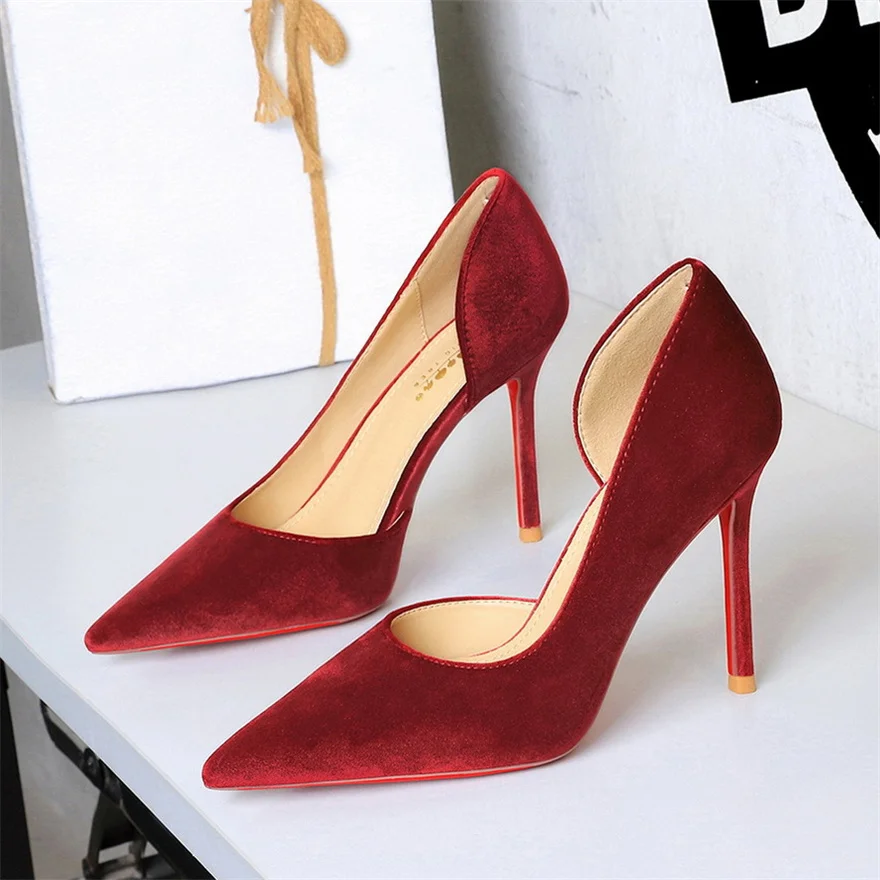 Kobiety seksowna strona wycięcia cienkie buty koreański Pointy Toe moda płytkie kobieta pompy wysokie szpilki buty ślubne damskie