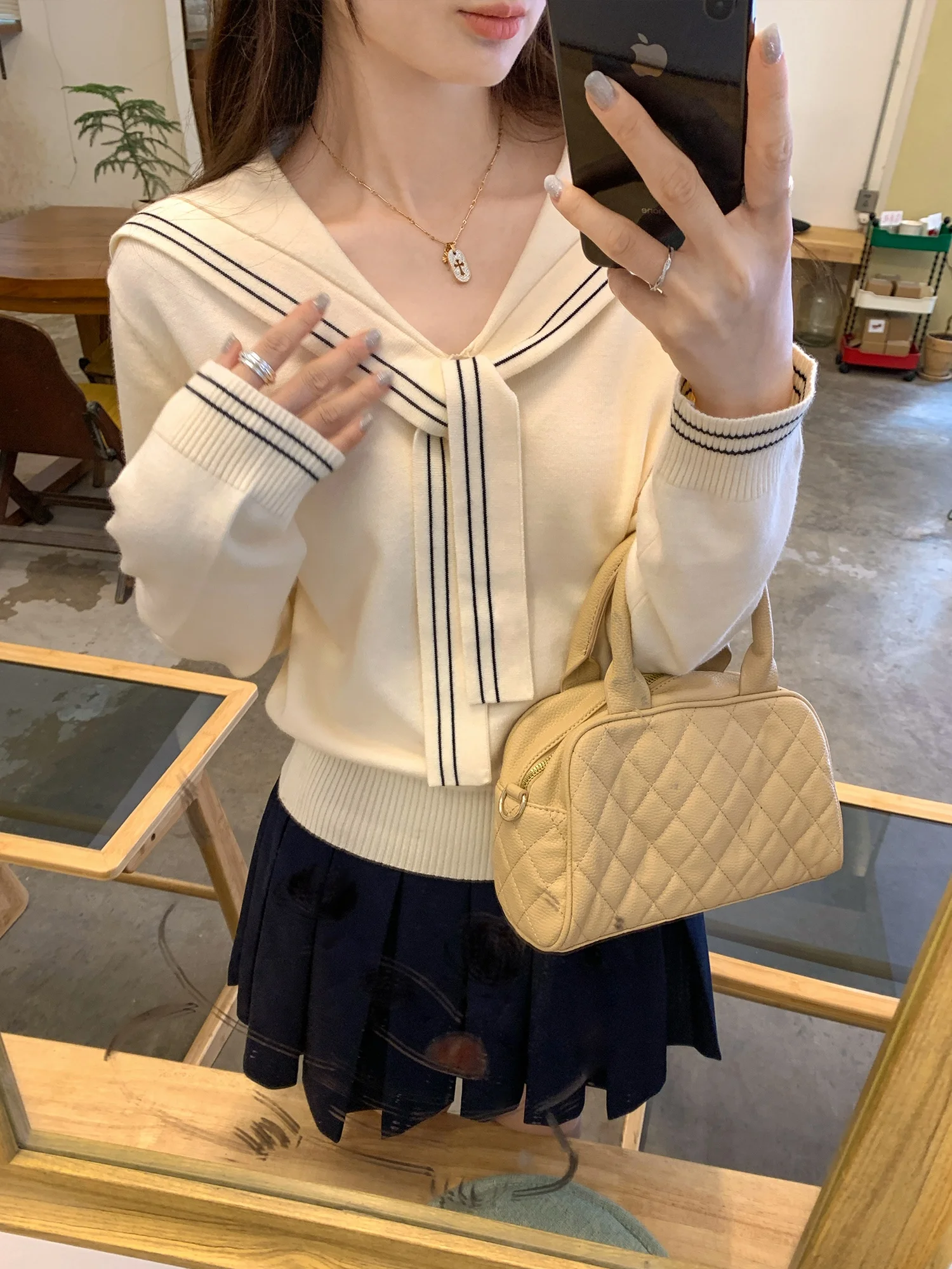 Khaki Navy Collar College Style Knitted Sweater Women Early Autumn 2026 New Korean Atmosphere Super Good Looking Matching Top