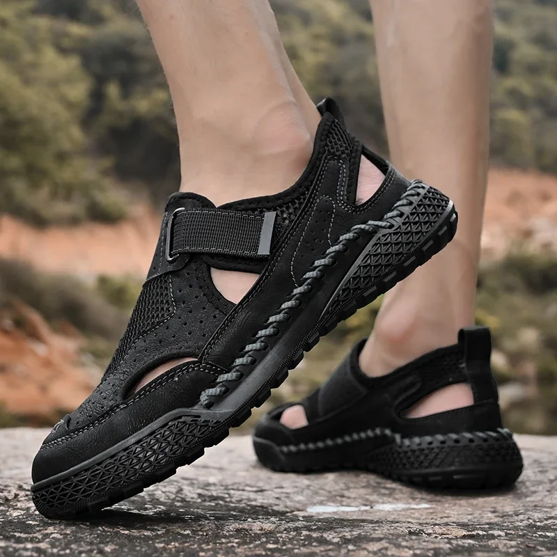 

Прогулочная мужская обувь с открытыми отверстиями, нескользящие мягкие крутые лоферы, дышащие сандалии с подсветкой, универсальная повседневная обувь, мужские классические кроссовки