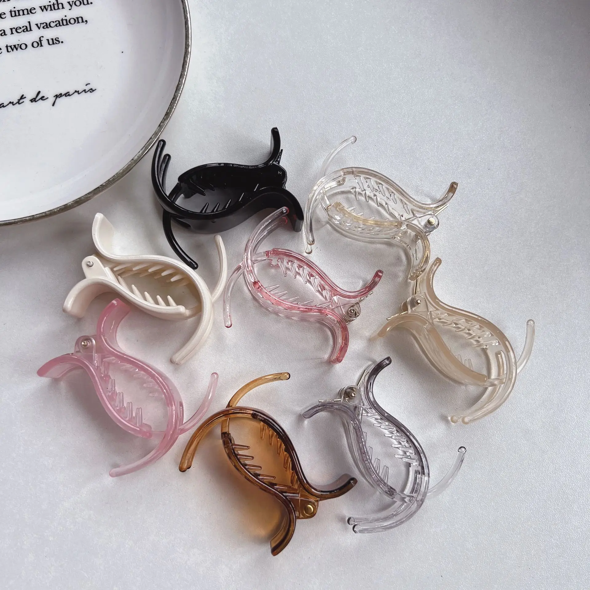 Jelly Colored Transparent High Ponytail Fixed Fashionable Small Claw Clip with Half Tied Hair Girl Personality Shark Claw Clip